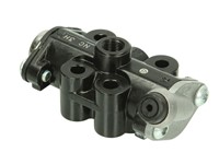 Клапан КПП ускорительный VT2214/2514 Volvo FH/FM