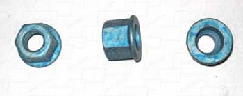 Гайка под болт шлицевой