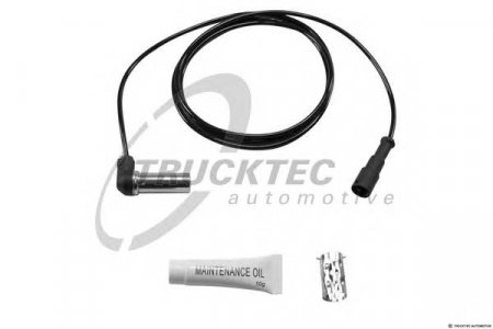 Датчик ABS 1700 мм угловой Volvo FH12