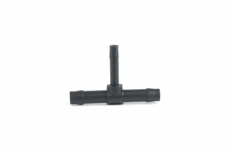 Тройник топливный д.143