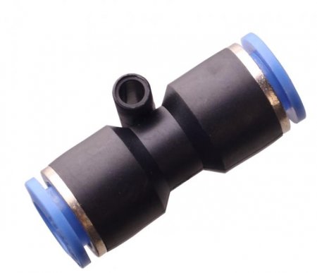 Фитинг (пластик) прямой / d 10 мм