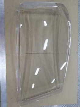 Стекло фары правое Scania 6