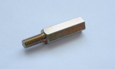 Втулка д.2905 для экрана камеры сгорания Планар 2Д.