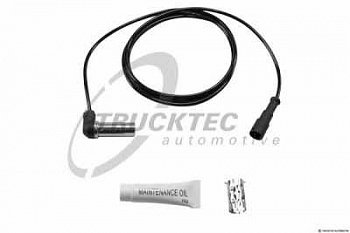 Датчик ABS 1700 мм угловой Volvo FH12